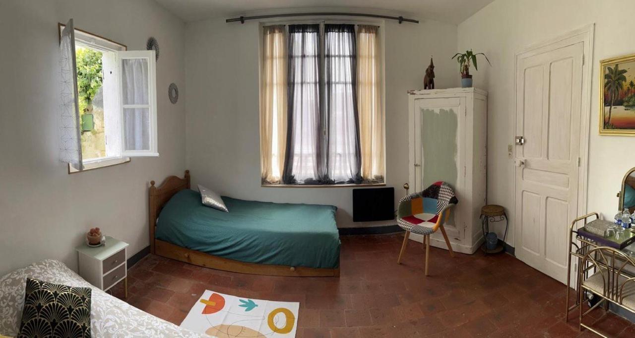 Bed and Breakfast Les Petites Mirabelles Нуае-сюр-Шер Экстерьер фото